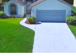 1427 Grand Cayman Cir, Winter Haven, FL 33884