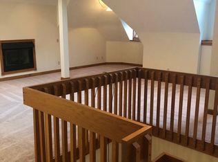 1231 Maine St APT 6, Quincy, IL 62301