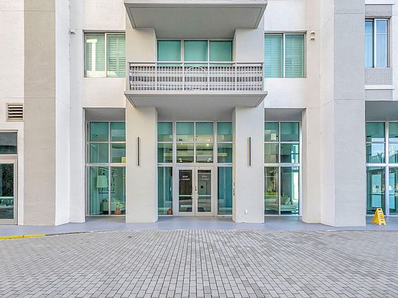 3rd image of 300 S Australian Avenue #520