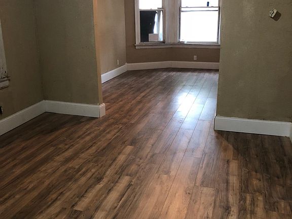 3rd image of 6823 S Justine St #1