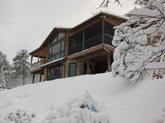 3rd image of 1621 Summit Dr