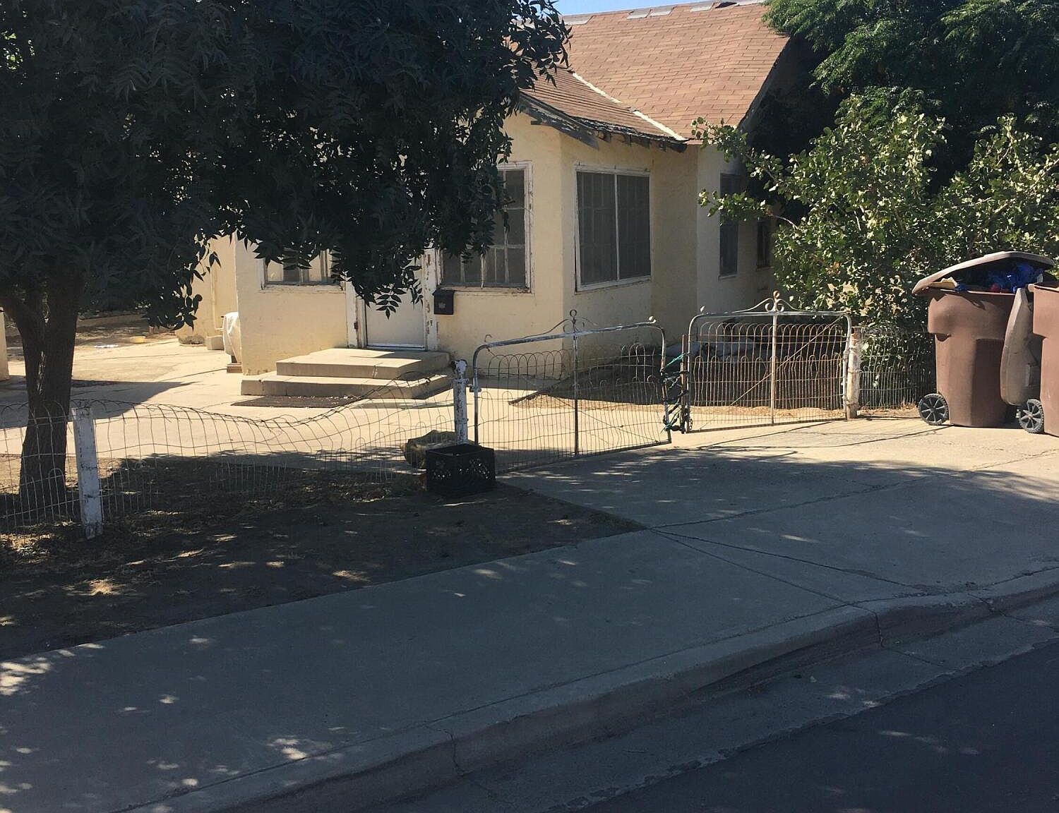 720 E San Joaquin Street Avenal CA 93204 Zillow