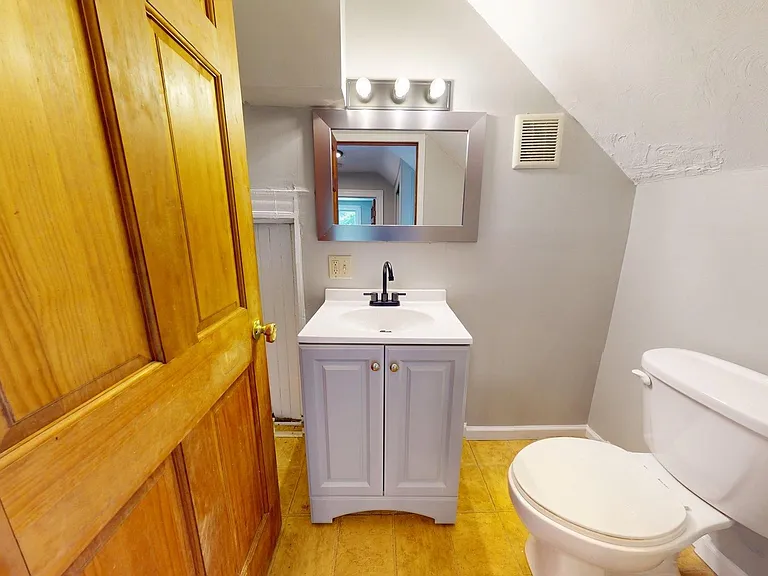 2053 W 95th St — Photo 32