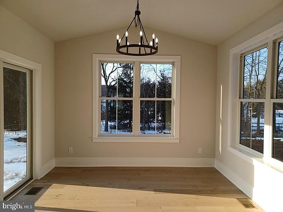 4th image of 825 D Morris Rd