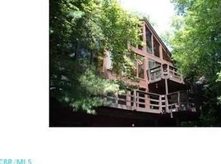 386 Hickory Ln, Westerville, OH 43081