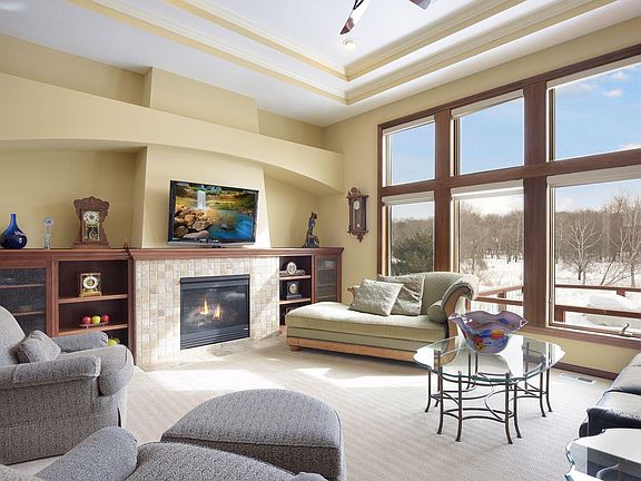 4th image of 3046 Aspen Lake Dr NE
