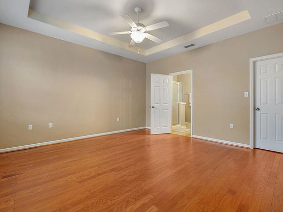 4th image of 5507 Hampton Woods Way