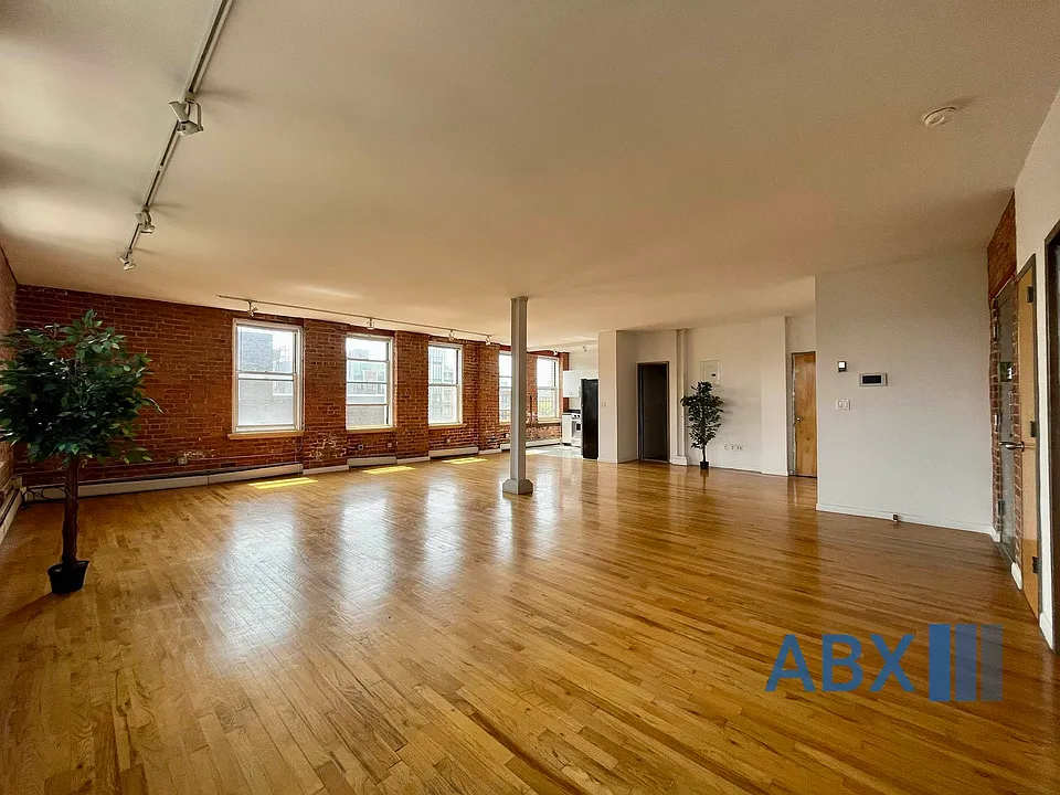 425 Keap St #6C