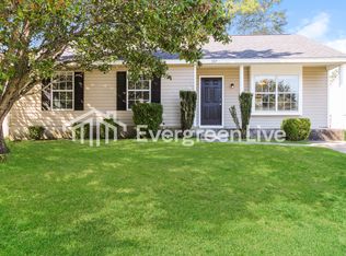 137 Appletree Ln, West Columbia, SC 29170