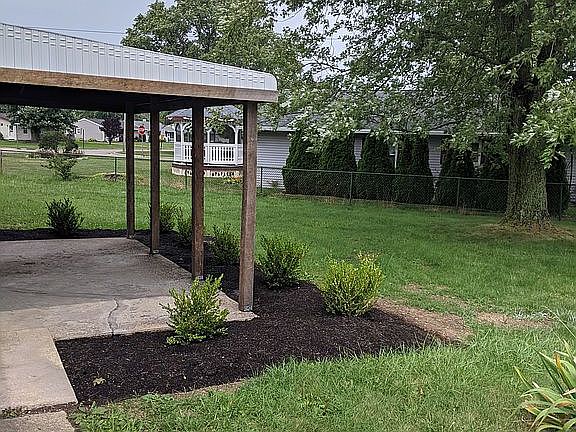 4th image of 760 Willowood Dr W
