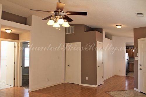 4th image of 9005 Eagle Vista Dr NE