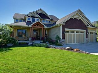 1595 Sparrow Rd, Waconia, MN 55387