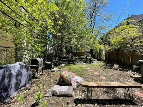 711 Nostrand Avenue image 14 of 14