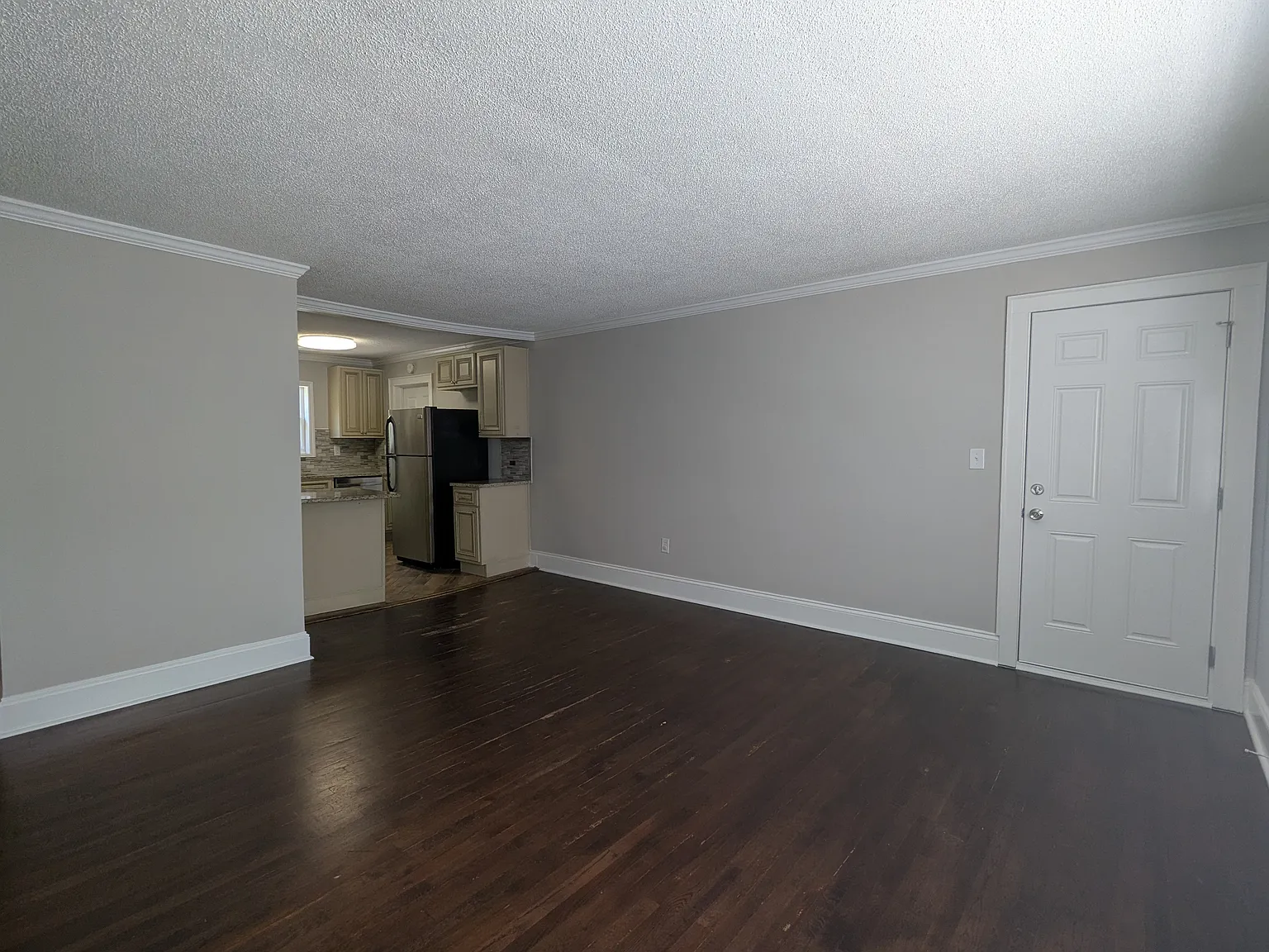 508 Mahaley Ave - 3 — Photo 3