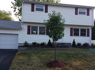 1390 Mohawk Rd, North Brunswick, NJ 08902