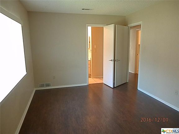 3rd image of 613 Frostwood Dr