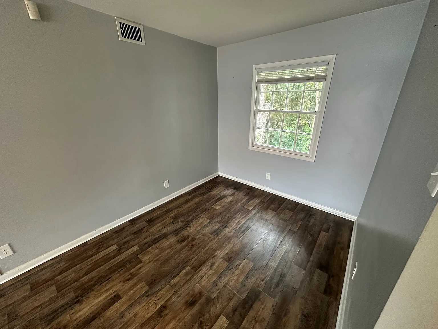 2 bed, 900 sqft, $925 — Photo 3