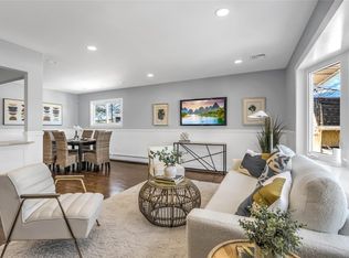 1480 Jerusalem Ave, Merrick, NY 11566