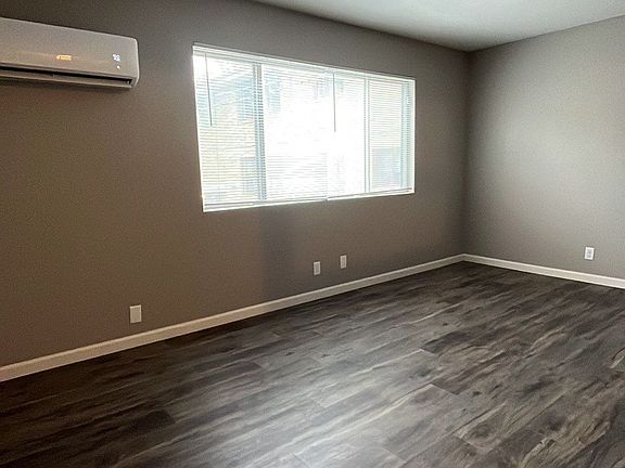 4th image of 1730 G St #6