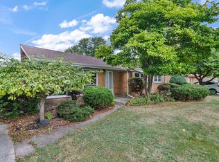 8824 Moody Ave, Oak Lawn, IL 60453