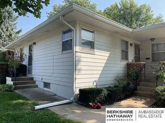 2nd image of 4904 Bancroft St