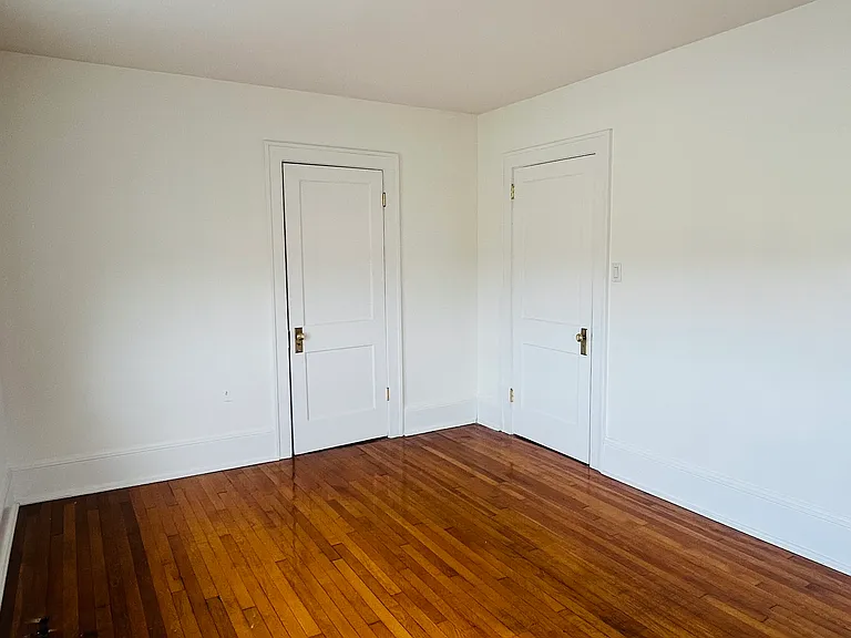 812 Tyler Ave #6 — Photo 6
