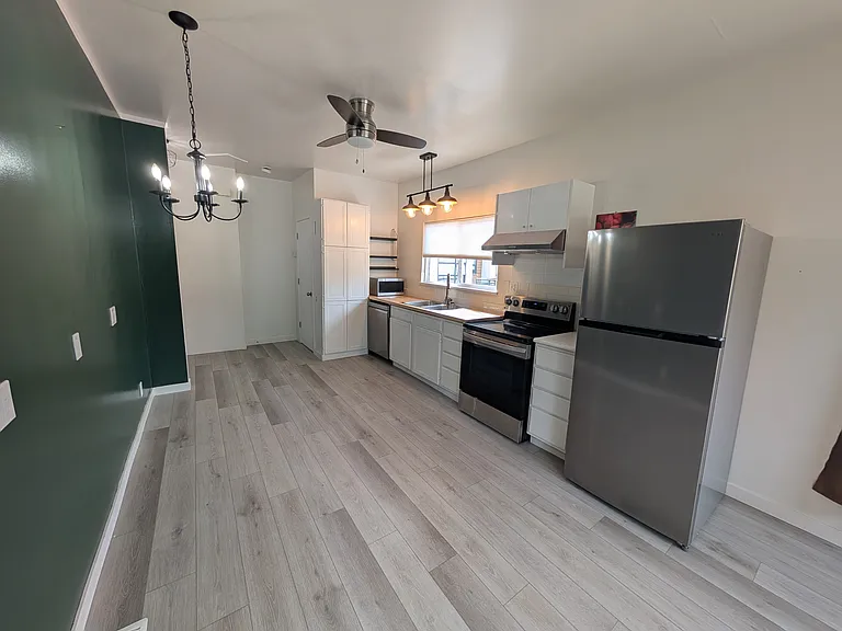 14842 Buena Vista Ave — Photo 2