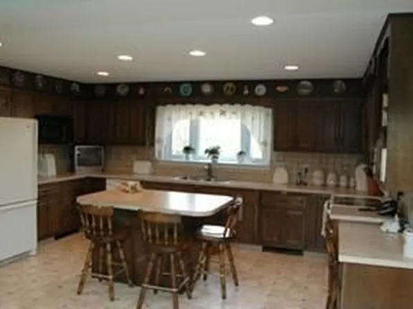 2040 Portzer Rd, Quakertown, PA 18951