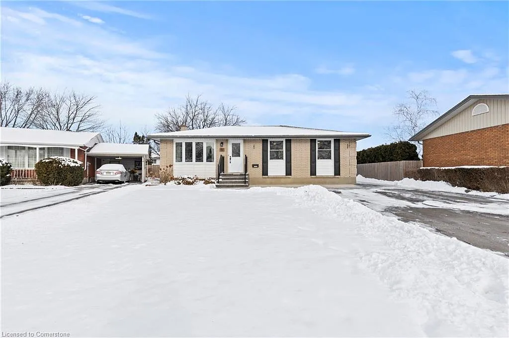 5 Chelmsford Ct photo 1