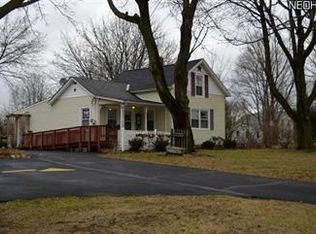 4747 Detroit Rd, Sheffield Village, OH 44054