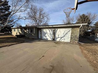 503 W Dakota St, Jefferson, SD 57038