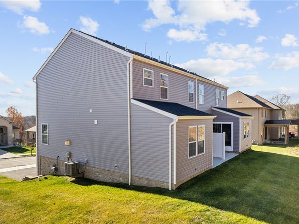 1293 Bedford Rd, Irwin, PA 15642