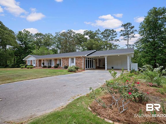 3rd image of 155 Hillcrest Dr