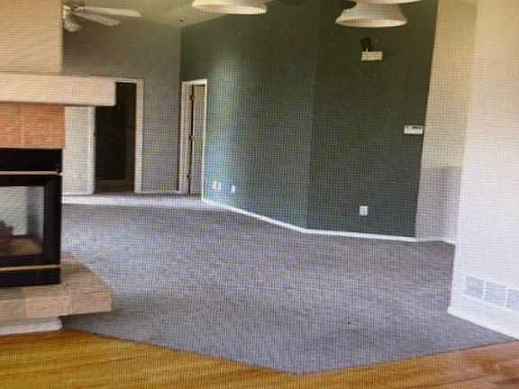3rd image of 2134 Austrian Way