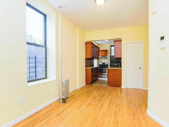 3rd image of 286 W 127th St APT 4