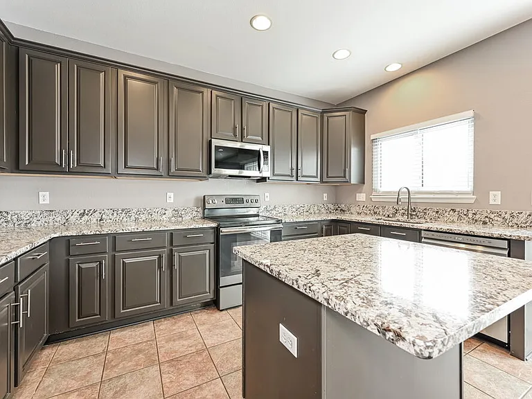 858 Sundown Dr — Photo 11