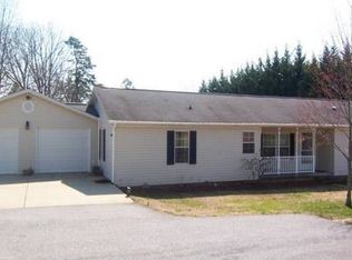 2201 Emmanuel Church Rd, Conover, NC 28613