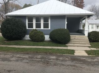 908 5th St, Defiance, OH 43512