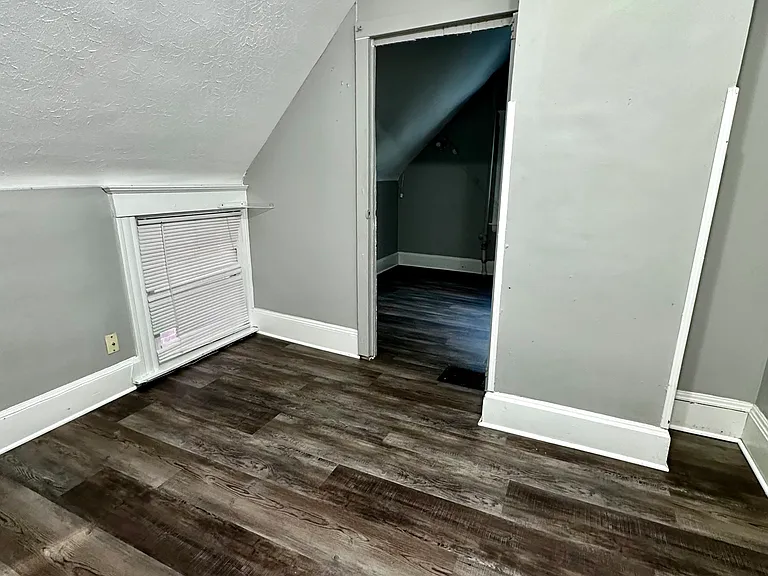 2335 Wheeler St — Photo 13