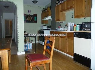 130 Calumet St #1AX, Boston, MA 02120