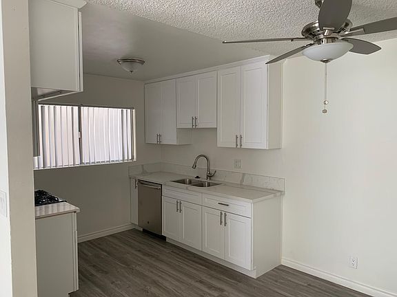 4th image of 5524 Corteen Pl #2