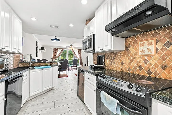 3 bed, 1634 sqft, $3,600 — Photo 3