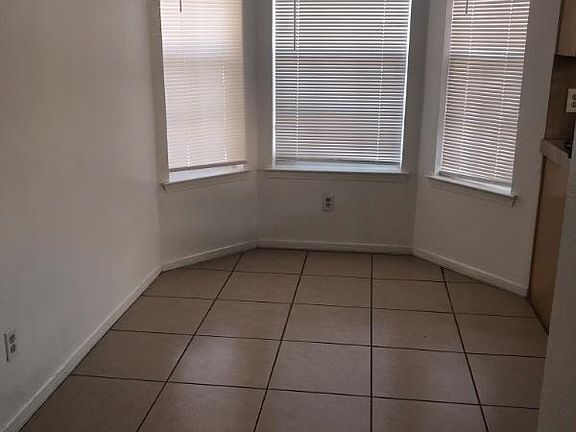 4th image of 8664 Centennial Dr