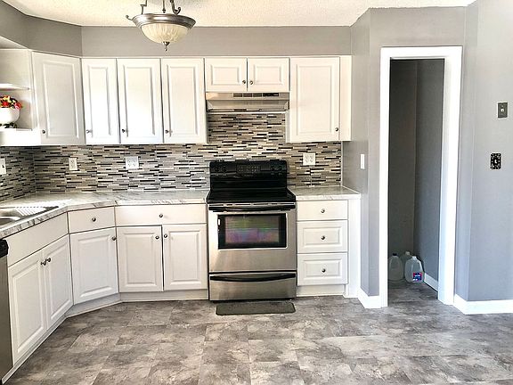 5th image of 3308 Stony Brook Dr
