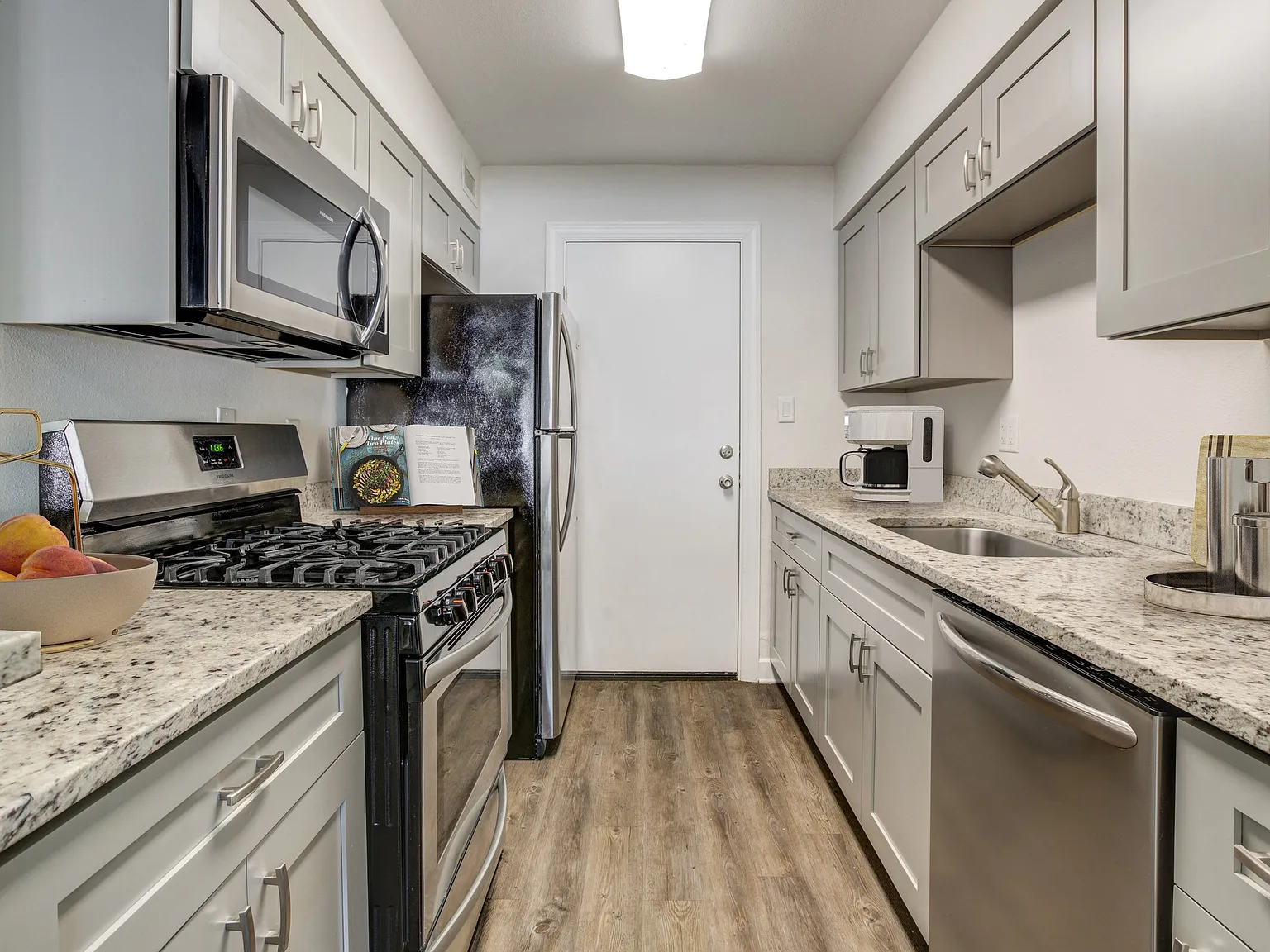 Square One Apartment Homes — Photo 1