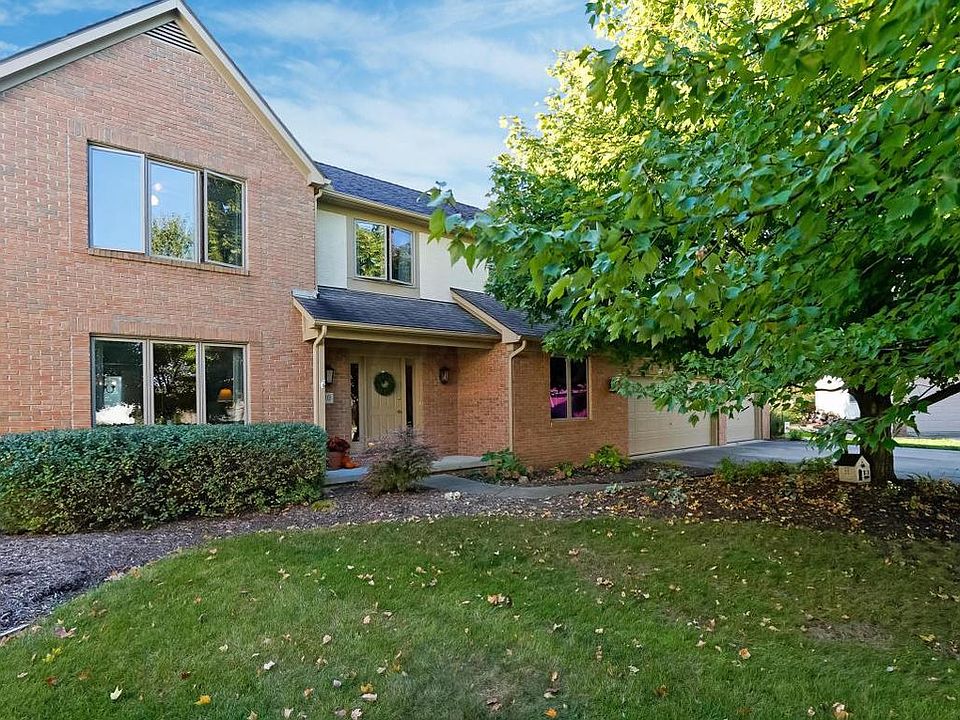 1st image of 320 Potomac Ct