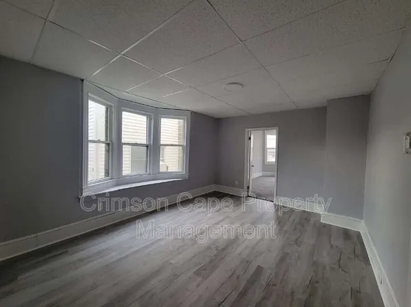 341 Hughes St APT 1, Kingston, PA 18704