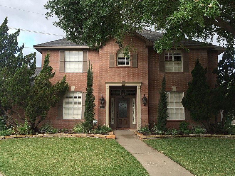 1st image of 311 Whitechurch Ln