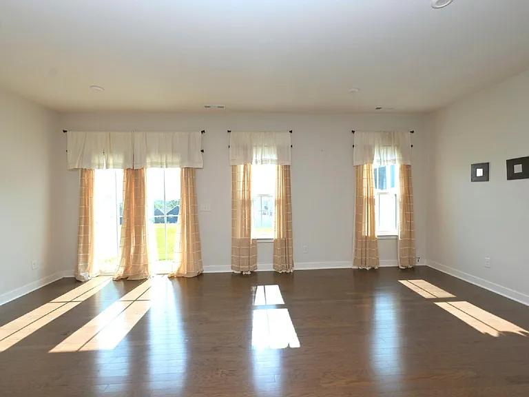 266 Dartmoor Pl — Photo 21