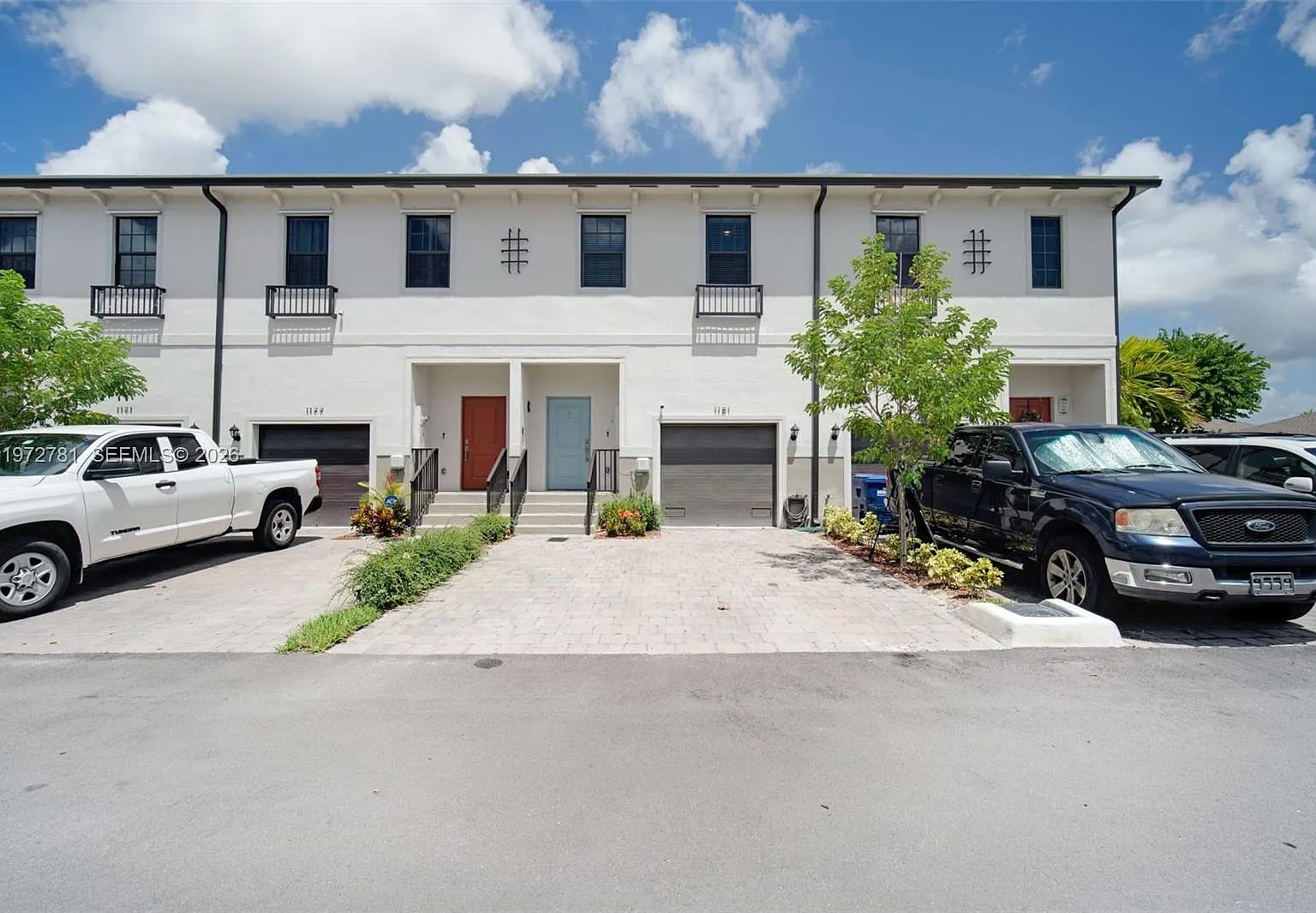 Regal Palm Subdivision — Photo 1